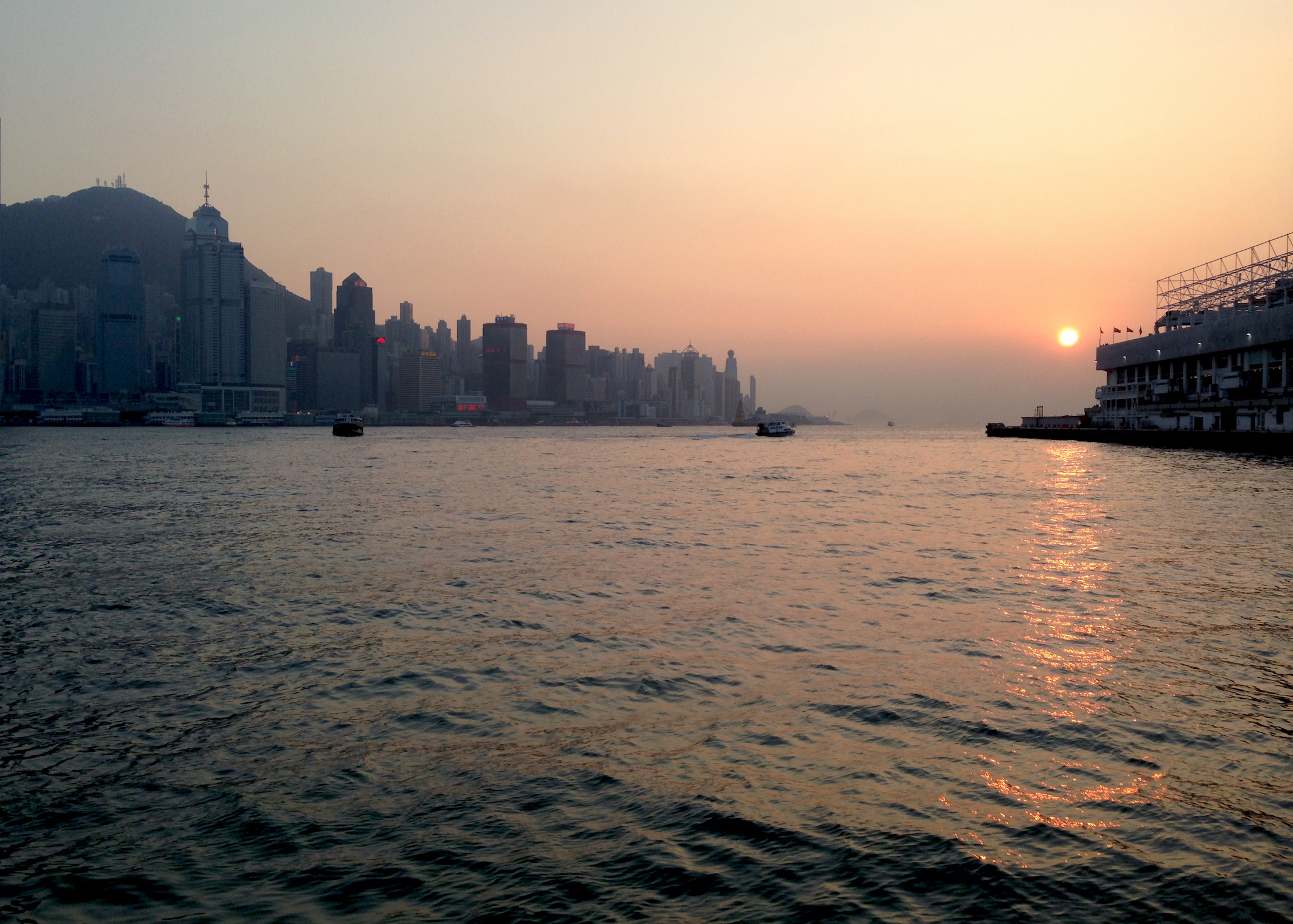 Hong Kong skyline lake sunrise